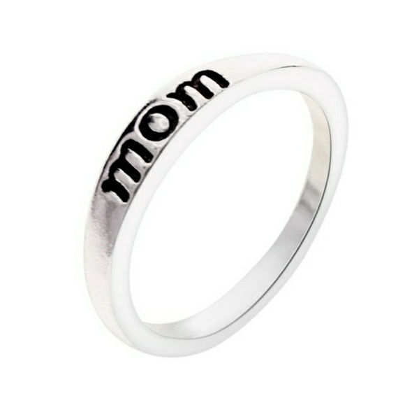 💖 New MOM Silver Ring!! Perfect Gift!!! 💖 - Picture 3 of 4